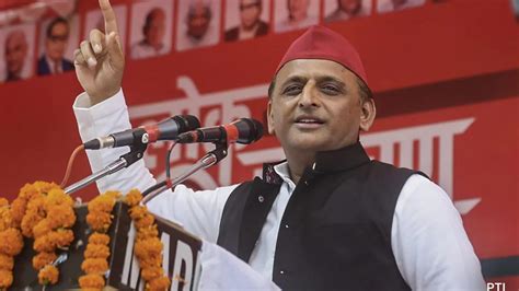 Akhilesh Yadav S Comeback Samajwadi Party Chief Wins Kannauj Defeats