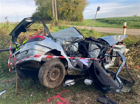 Jura Double Accident Mortel Aux Essards Taignevaux Le Conducteur