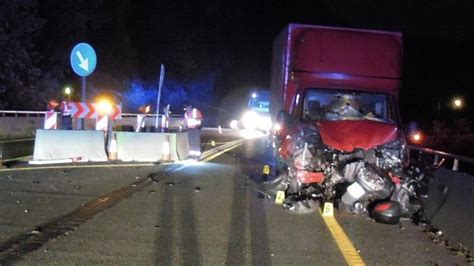 Accidentes De Tráfico La Mitad De Los Muertos En Accidente De Tráfico Tenía Restos De Alcohol