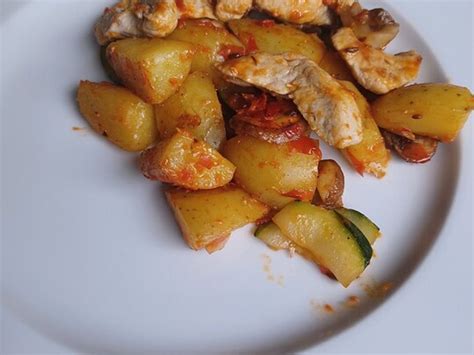 Putengeschnetzeltes Mit Zucchini Und Champignons Von