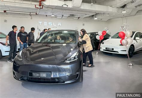 2024 Tesla Model Ymalaysia Customer Handover 3 Paul Tans Automotive