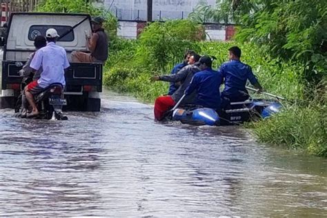 350 KK Di Pakuhaji Tangerang Terdampak Banjir 80 Cm