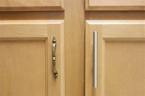elevating kitchen aesthetics  art  choosing kitchen door handles