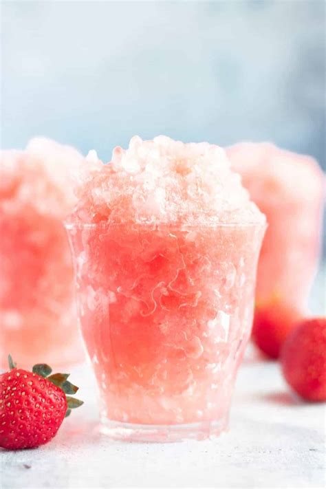 Homemade Dye-Free Strawberry Snow Cones - Eating by Elaine