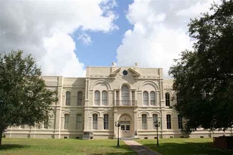 Things to Do in Angleton | Tour Texas