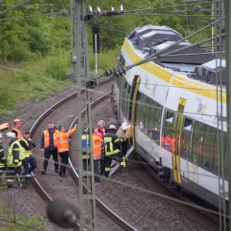 Plochingen Zugunfall mit Verletzten sorgt für Bahn Chaos NEWSZONE