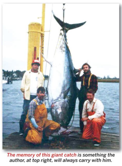 Catching a Giant Bluefin Tuna - Power & Motoryacht