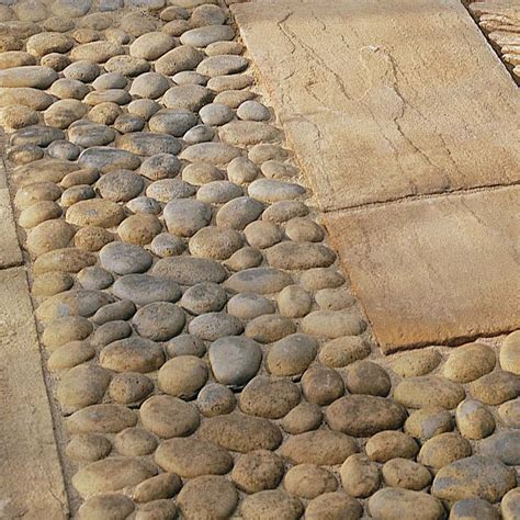 Idee Di Pavimenti In Pietra Per Esterni E Giardini Mondodesign It