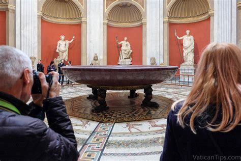 The Round Room at the Vatican - Vatican Tips