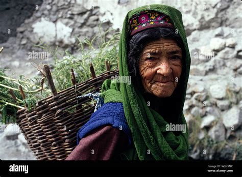 Hunza Valley Girls