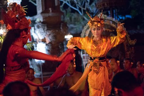 Bali Kecak Dance And Kicking Fire Roam To Wonder