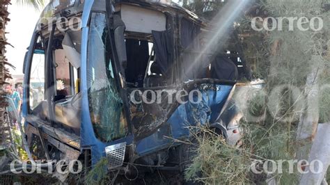 Accidente De Autob S En La Romita Silao Deja A Una Mujer Sin Vida Y