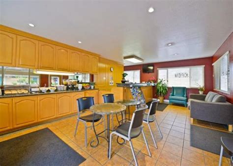 Rodeway Inn Fallbrook $39 ($̶5̶0̶) - Prices & Motel Reviews - CA ...