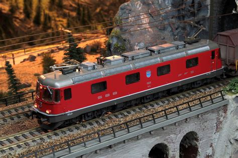 Modell SBB Lokomotive Re 6 6 11609 Uzwil In Rot Mit Eckige Flickr