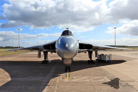 XH558 Visit ~ Last Flight of the Season. - UK Airshow Review Forums