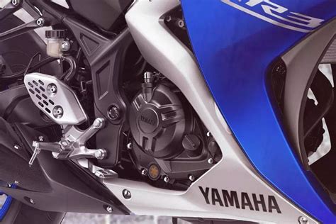 Yamaha YZF R3 BS4 Images, YZF R3 BS4 Photos & Videos, 360 view