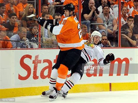 Chris Pronger Flyers Photos And Premium High Res Pictures Getty Images