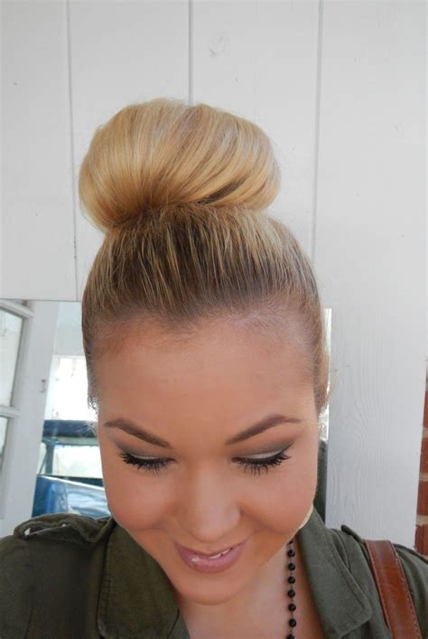 Top Knot Tutorial Easy For Anyone To Follow Knotted Bun Tutorial