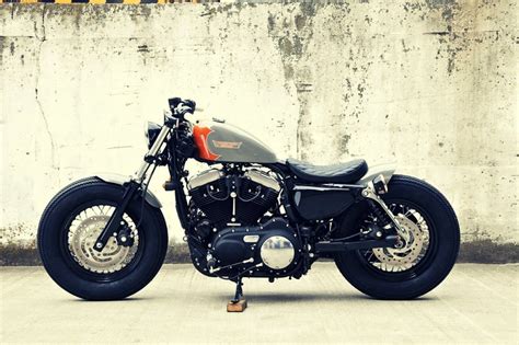 Custom Sportster by Hidemo - Silodrome