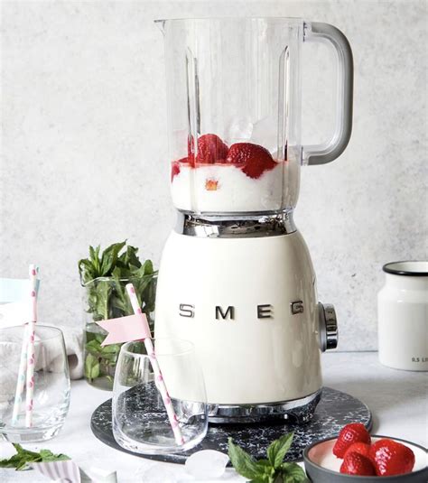 Kichen, Smeg, Blenders, Instagram Story Ideas, Mason Jar Mug, Ideal Home, Beer Mug, Kitchen ...