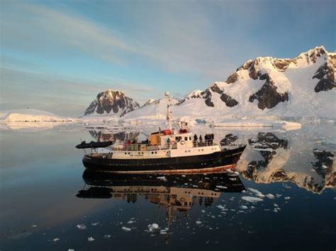 Polar Expeditions: Dates & Prices | Polartours