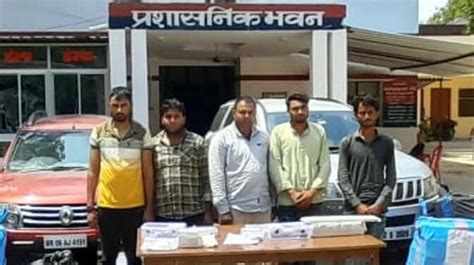 Bhadohi Newsराजस्थान से बिहार जा रही थी 32 लाख की शराब दो गिरोह के सरगना समेत पांच तस्कर