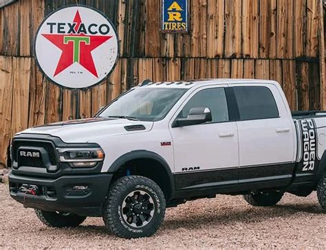 The 2019 Ram Power Wagon Is The Most Capable Pickup You Can Buy Gear Patrol