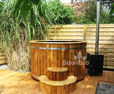 Thermo Spruce Wood Hot Tub With Plastic Inner For 6 People Easy To Clean