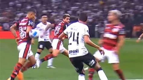 Conmebol Divulga áudio Do Var Sobre O Polêmico Lance De Gol Do Flamengo