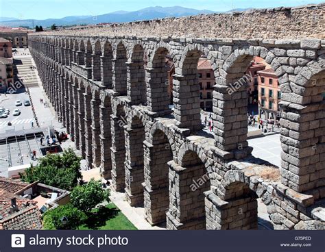 Roman Aqueduct Hi Res Stock Photography And Images Alamy