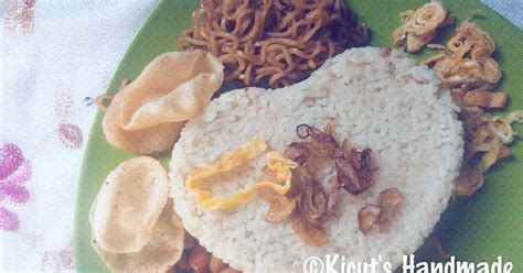 Resep Nasi Gurih Rice cooker (Super simple) oleh Auliaussakinah - Cookpad