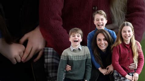 Kate Middleton Apologises For Experiments After Mother S Day Photo Confusion Indy100