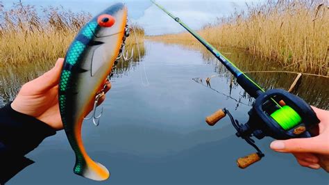 Un leurre géant pour pêcher le plus gros poisson du canal