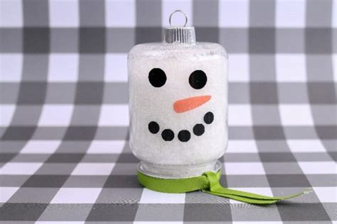 Diy Epsom Salt Snowman Ornament Christmas Ts Mad In Crafts