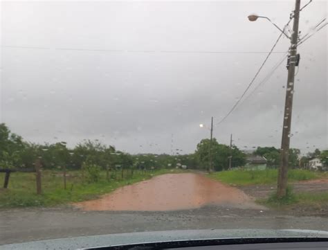 Fortes chuvas obrigam paralisação da ETA Piçarras e afetam