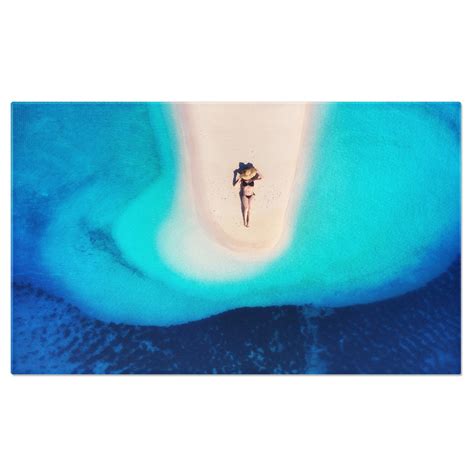 Tablou Canvas Vedere Aeriana a unei Fete pe Plaja in Croatia Vacanta