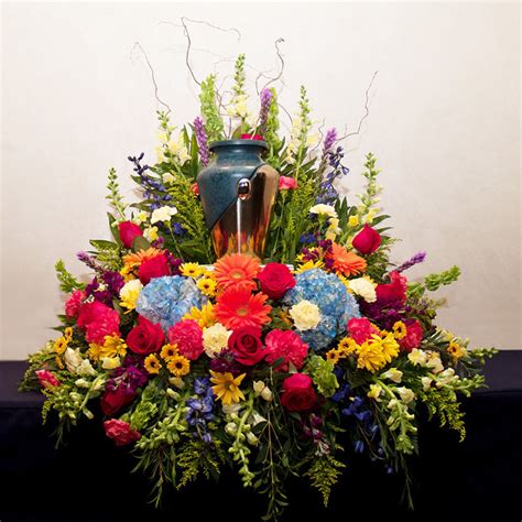 Garden In Bloom Urn Spray Arrangements Glueckert Funeral Home