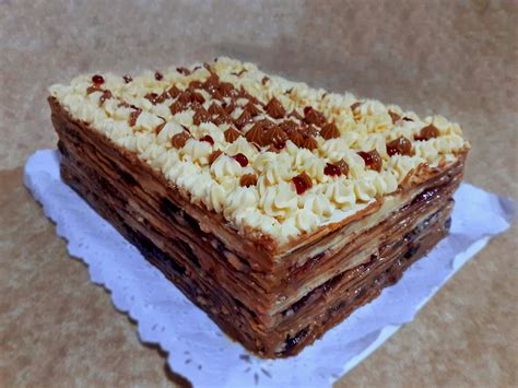 Torta Mil Hojas Manjar Crema Pastelera Y Mermelada De Frambuesa