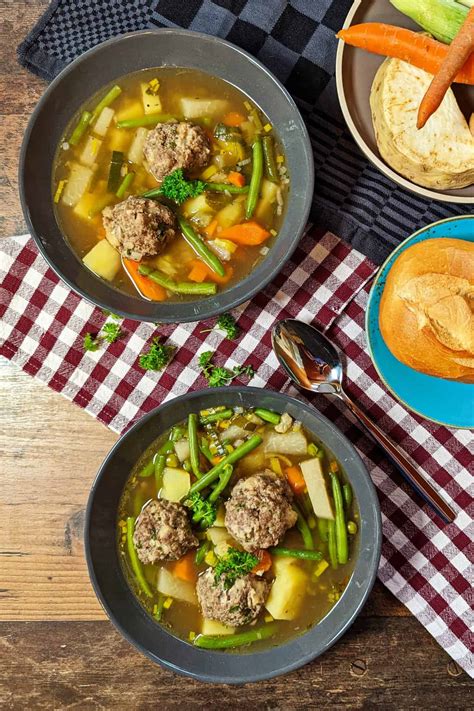 Gem Sesuppe Mit Hackb Llchen Ein Einfaches Und Gesundes Rezept