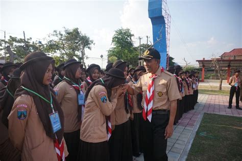 Ratusan Siswa Sma Negeri Ngawi Ikuti Penerimaan Tamu Ambalan Dan