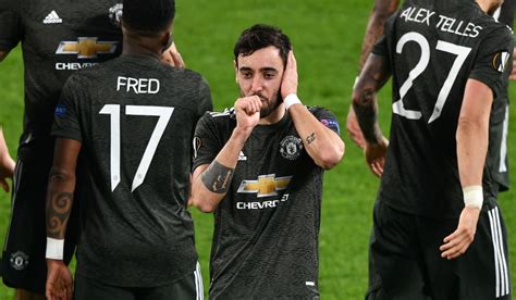 Uel Bruno Fernandes Scores Brace As Man United Punish Naive Real