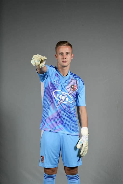 Exeter City Gk Kit