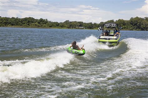 Boating Safety Tips - Water Sports Foundation