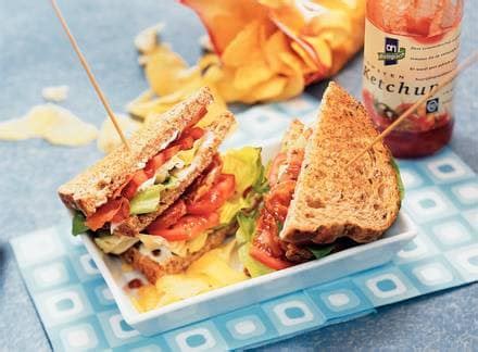 Sandwich Met Sla Bacon En Tomaat Recept Allerhande Albert Heijn