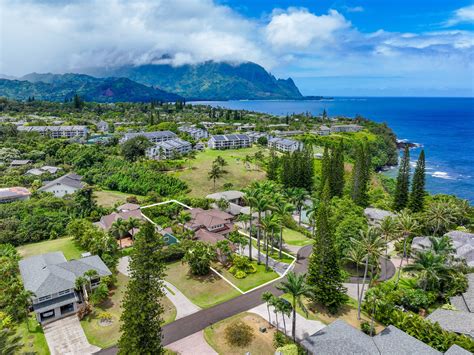 3570 Kaweonui Rd - Kauai: Luxury Home for Sale in Princeville, Hawaii