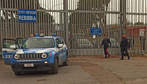 Roma Detenuti Evasi Dal Carcere Di Rebibbia Ricerche In Corso