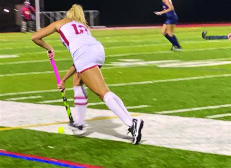 Field Hockey Seniors Prepare To Pass On Responsibilities The Arrowhead