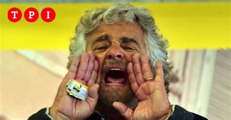 Beppe Grillo Cambiamo Il Calendario Mesi Da Giorni Luno E