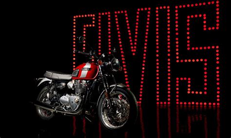 Triumph rinde homenaje a Elvis Presley con esta Bonneville T120 edición