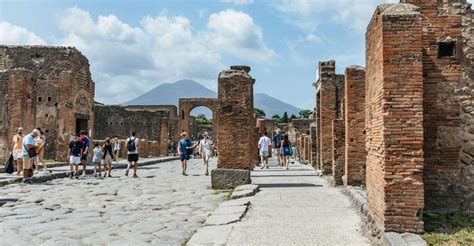 From Rome Day Trip To Pompeii With Lunch And Guide